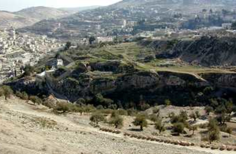 Hinnom Valley 370  DO NOT REPUBLISH (photo credit: BiblePlaces.com)