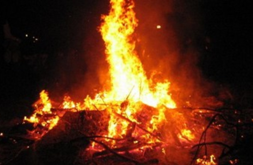 Bonfire (photo credit: Thinkstock/Imagebank)
