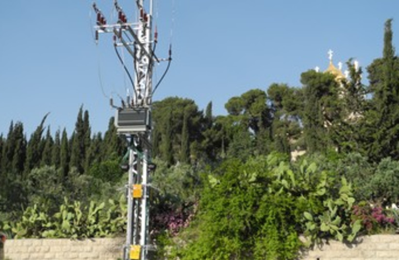 The electricity tower outside the Garden of Gethsemane 370 (photo credit: MELANIE LIDMAN)
