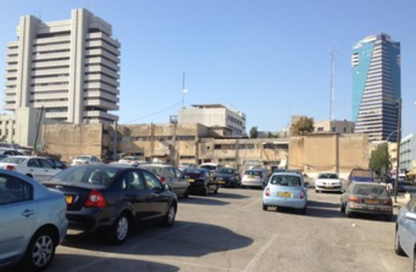 Tel Aviv parking lot where sexual assault took place 370 (photo credit: Aloni Mor / Israel Post)
