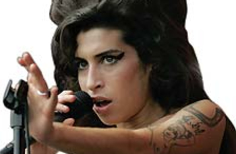 Amy Winehouse 88 224 (photo credit: )