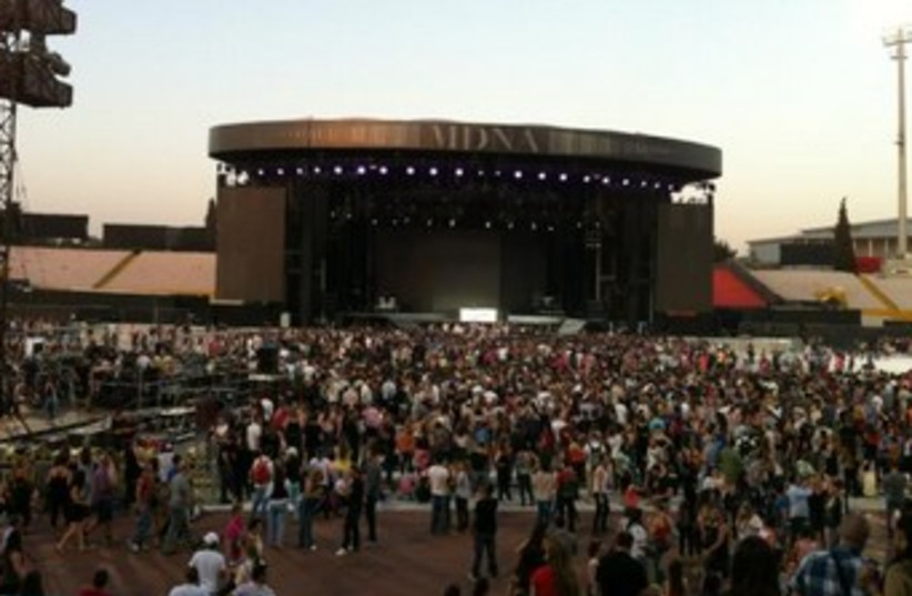 Madonna concert kicks off! (photo credit: Yoni Cohen)