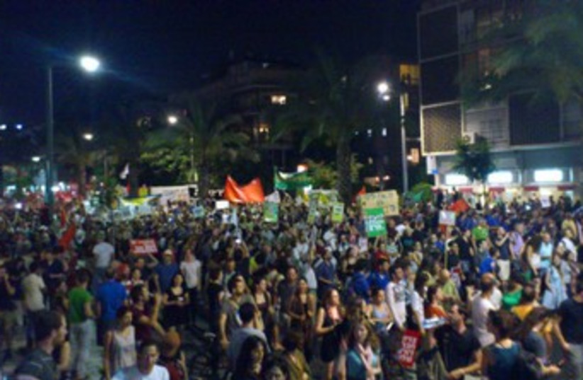 Tel Aviv social justice protest 370 (photo credit: Ben Hartman)