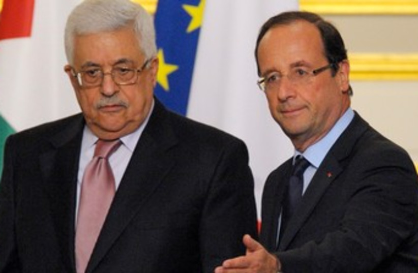 Abbas and Hollande 370 (photo credit: REUTERS)