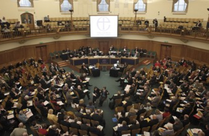 The Church of England General Synod in London 370 (R) (photo credit: Finbarr O'Reilly / Reuters)
