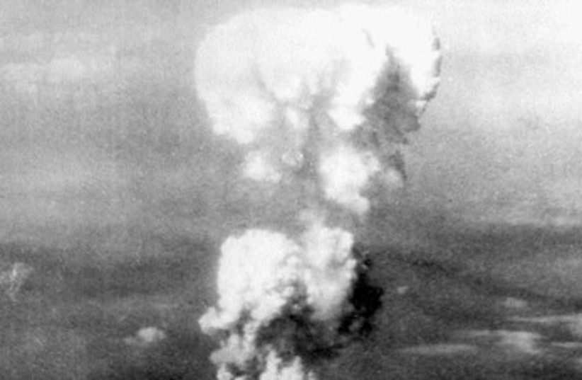 Days That Shook The World Hiroshima