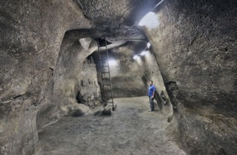Ancient water reservoir 370 (photo credit: Israel Antiquities Authority)