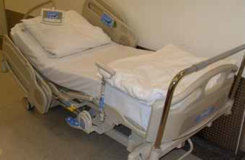 Hospital bed (photo credit: Wikicommons)