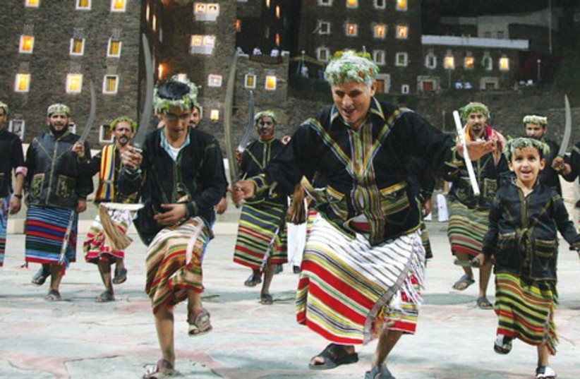 Folk Dance 521 (photo credit: Reuters)