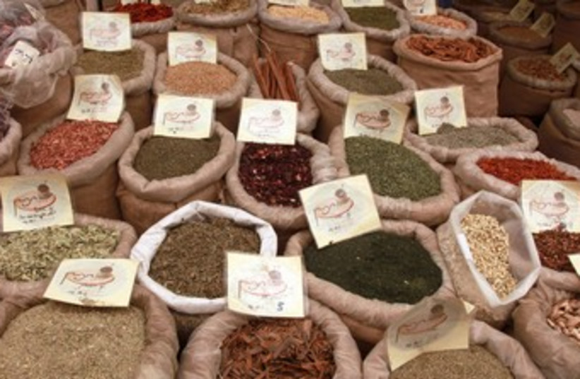 Spices in Mahane Yehuda 370 (photo credit: Marc Israel Sellem)