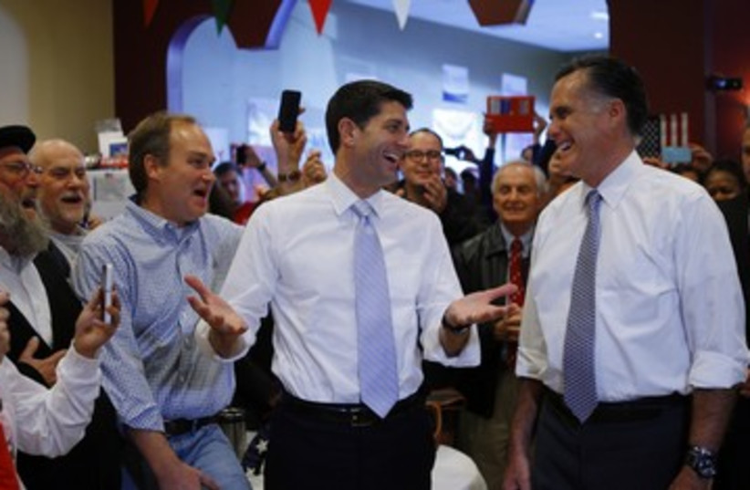 Romney and Ryan at campaign office in Ohio
