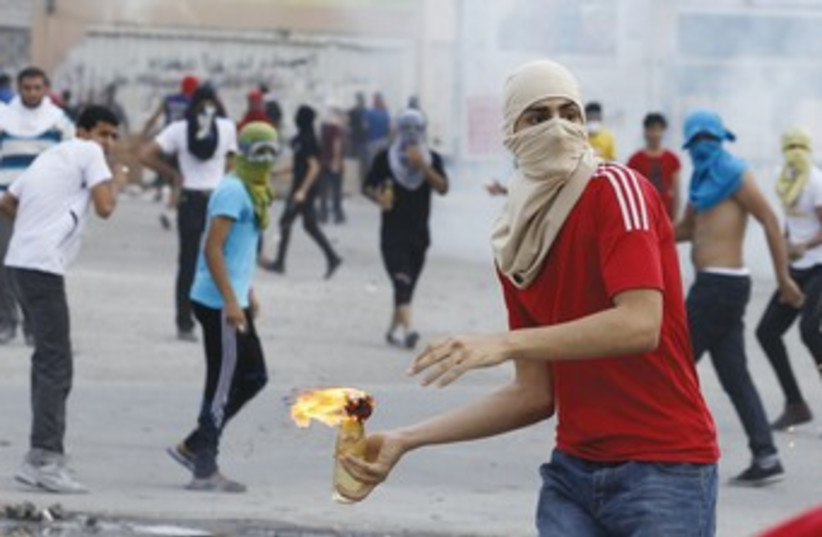 Protests in Bahrain 370 (photo credit: REUTERS)