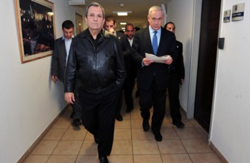Barak and Netanyahu strut to presser for idf op 390 (photo credit: Ariel Harmoni / GPO)