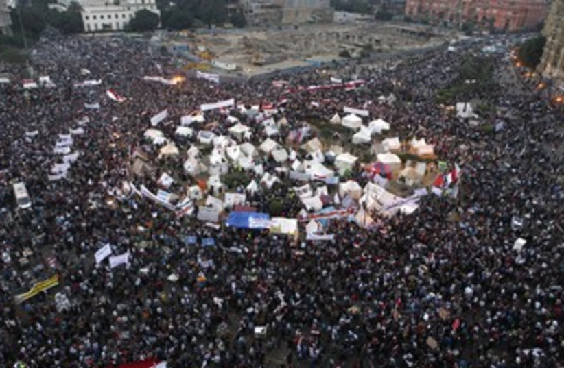 Anti-Morsi protests in Cairo 370 (photo credit: REUTERS)