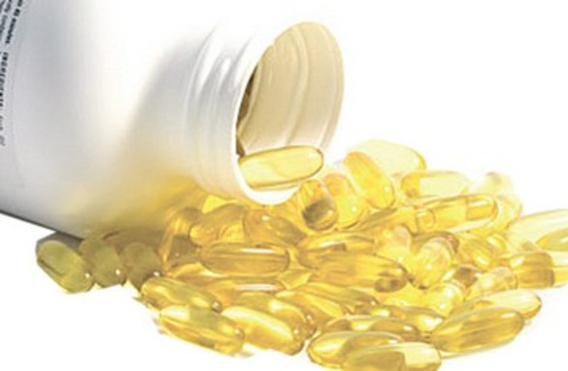 Fish oil capsules pills medicine health 390 (photo credit: Courtesy)