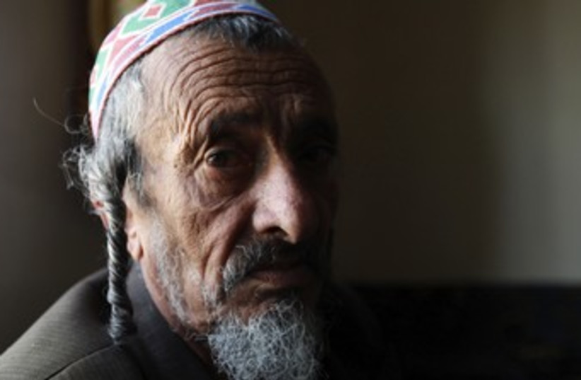 Chief Yemen Rabbi Yosef Mosa 370 (photo credit: REUTERS/Mohamed Al-Sayaghi)