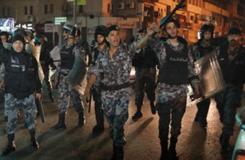 Jordanian police 370 (photo credit: Muhammad Hamed/Reuters)