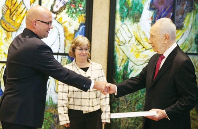 Croatian Ambassador Pjer Simunovic with Peres 521 (photo credit: Courtesy)