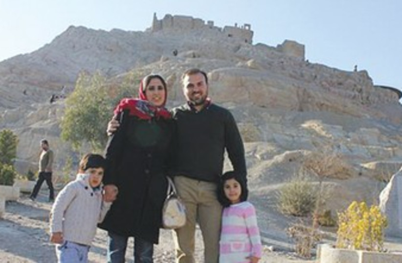 American-Iranian Pastor Saeed Abedini with family 370 (photo credit: Courtesy ACLJ)
