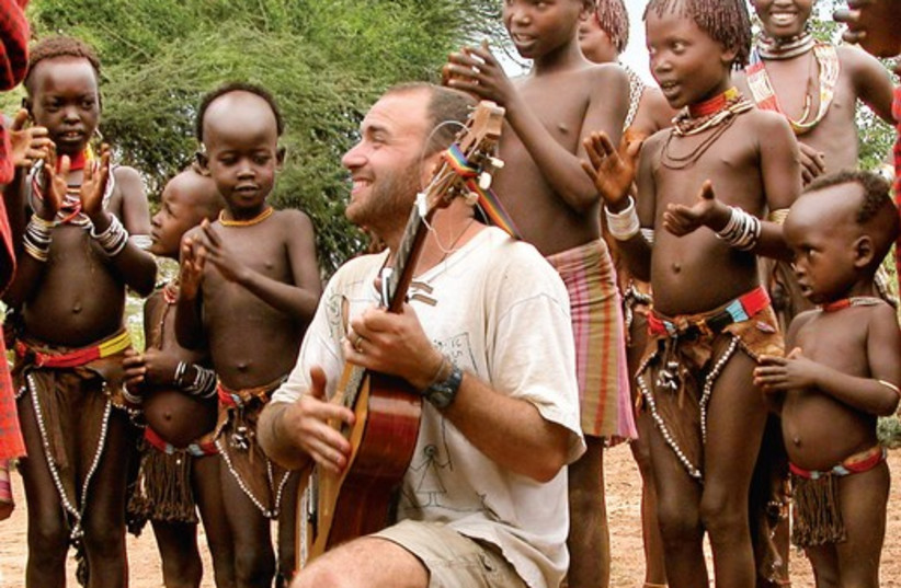 Tal Kravitz with the Hamar people in Ethiopia, 2004 (photo credit: Bill Bar)