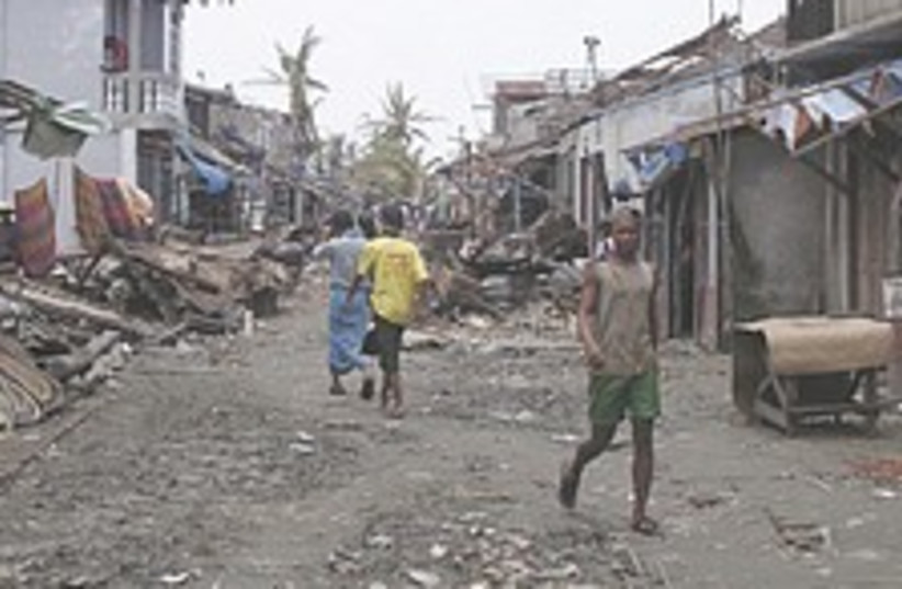 Myanmar cyclone 224.88 (photo credit: AP)