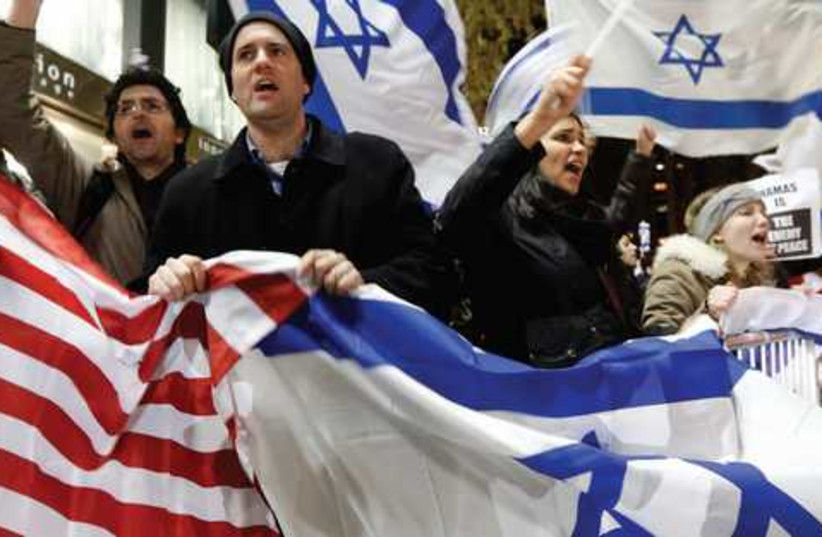 Pro Israel Rally in New York 521 (photo credit: brendan mcdermid / reuters)