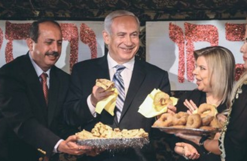 Netanyahu at Mimouna (photo credit: Avishag Shar Yashuv)