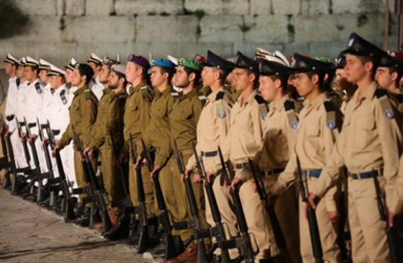 Yom Hazikaron cerremony (photo credit: Marc Israel Sellem/The Jerusalem Post)