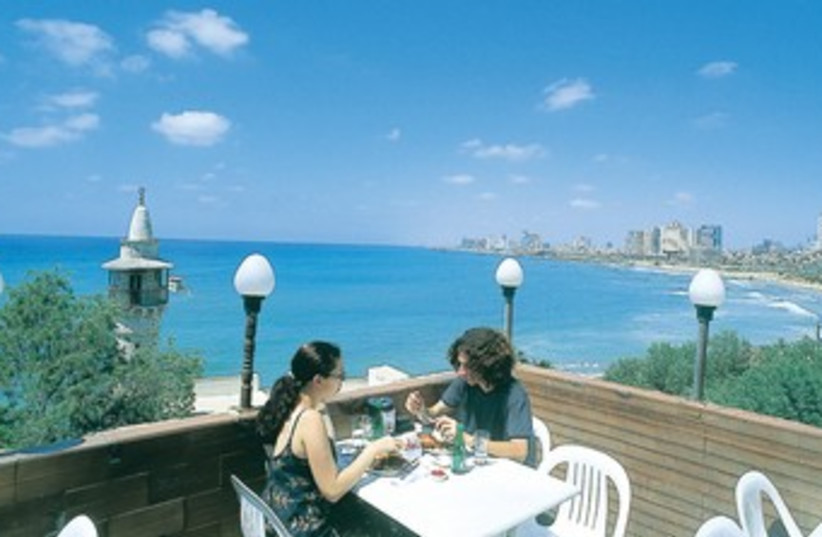 restaurant 370 (photo credit: (Illustrative photo: www.goisrael.com)