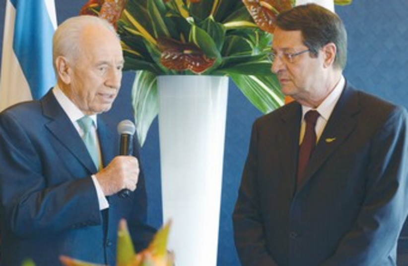 Peres and Cypriot president 370 (photo credit: Courtesy President’s Residence)