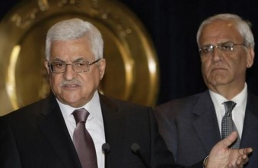 Abbas and Erekat 370 (photo credit: REUTERS/Tarek Mostafa)