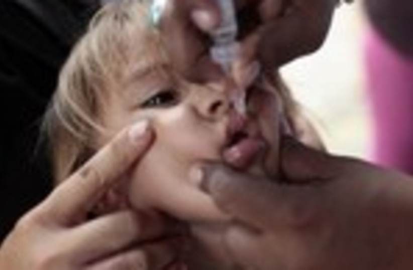 polio vaccine illustrative 150 (photo credit: REUTERS/Oswaldo Rivas)