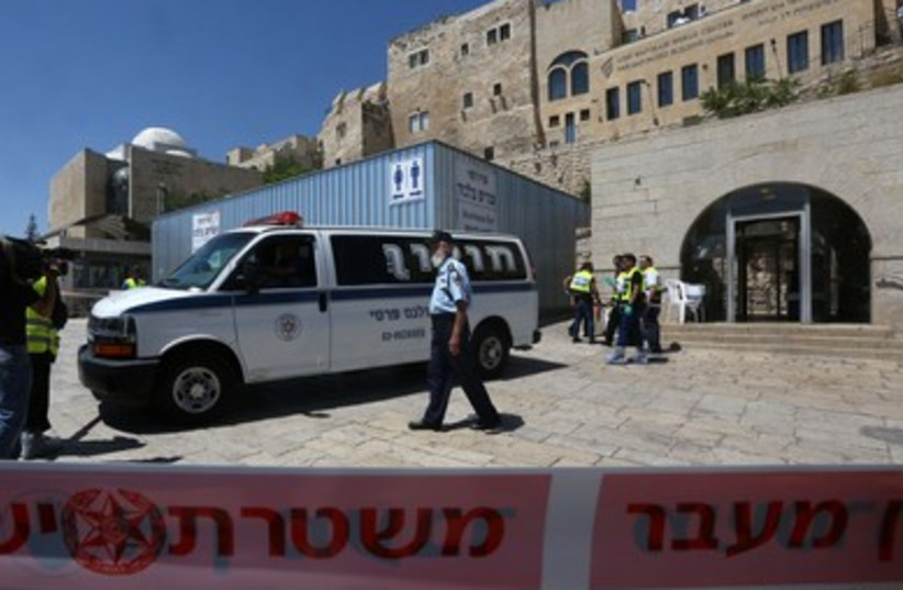 J'lem Kotel shooting 390 (photo credit: Marc Israel Sellem/The Jerusalem Post)