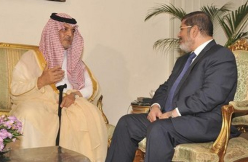  Morsi meets with Saudi Arabia's FM 370 (photo credit: REUTERS)