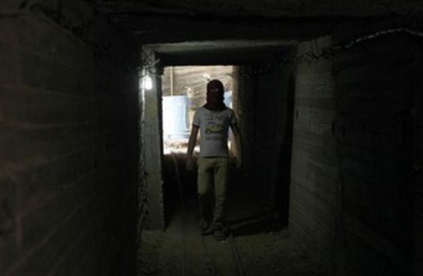 palestinian smuggling tunnel 370 (photo credit: REUTERS)