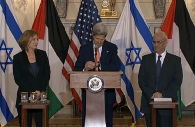 Kerry, Livni, Erekat in peace talks (photo credit: Screenshot)