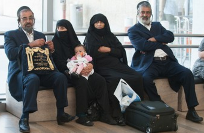Jews from Yemen to Israel 370 (photo credit: Moshe Brin /The Jewish Agency for Israel)