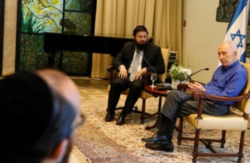 peres meets with haredim 370 (photo credit: Courtesy President’s office)