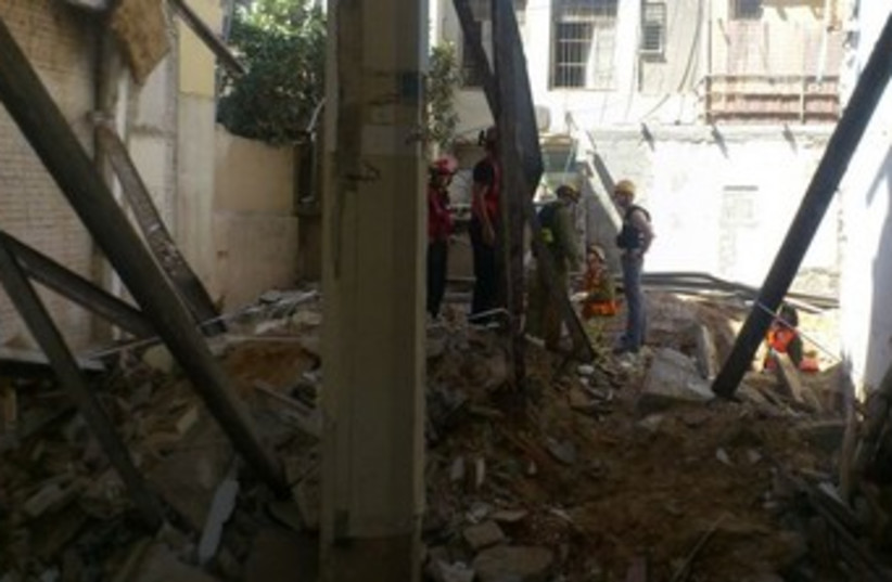 Remnants of a collapsed building in Tel Aviv 370 (photo credit: Ben Hartman)
