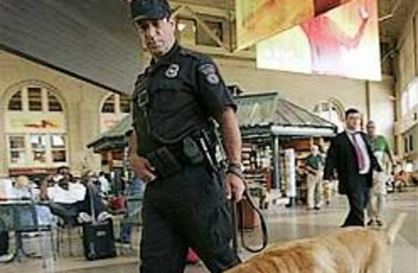 airport security US dog 248 88 ap (photo credit:)