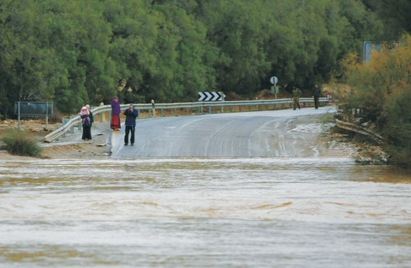 A flood in the Negev 521 (photo credit: Reuters))