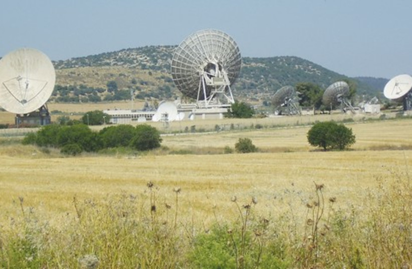American-developed radar 521 (photo credit: Avishai Teicher/Wikimedia Commons)