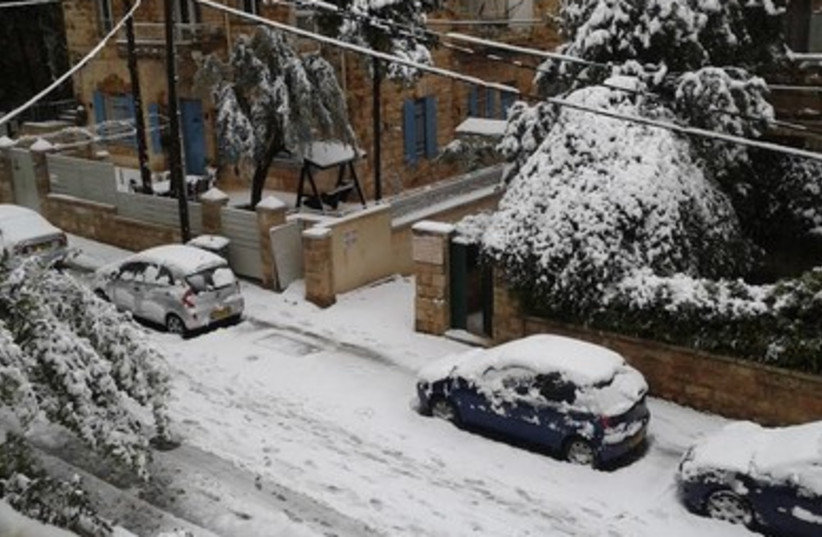 Snowy Jerusalem street 390 (photo credit: Amy Spiro)