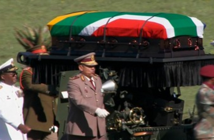 Nelson Mandela's coffin  370 (photo credit: REUTERS)