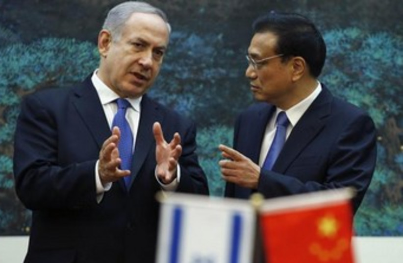 PM Netanyahu with Chinese Premier Li Keqiang in May 2013. (photo credit: REUTERS)