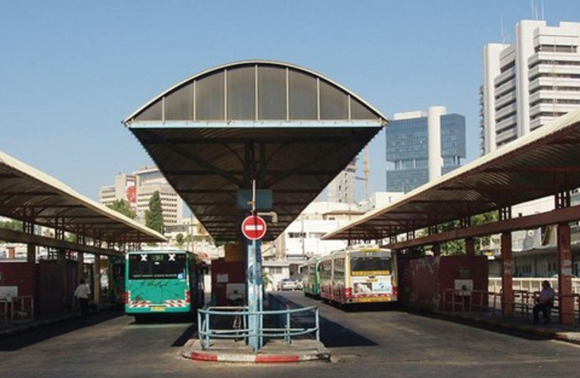 TheThe Tel Aviv Central Bus Station was renovated in 1993. (photo credit: Wikimedia Commons)