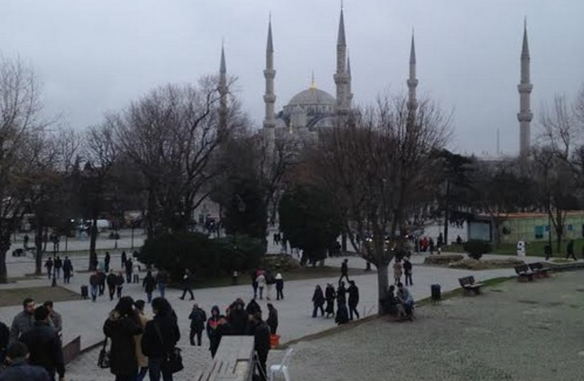 The Blue Mosque, Istanbul (photo credit: NATHAN WISE)