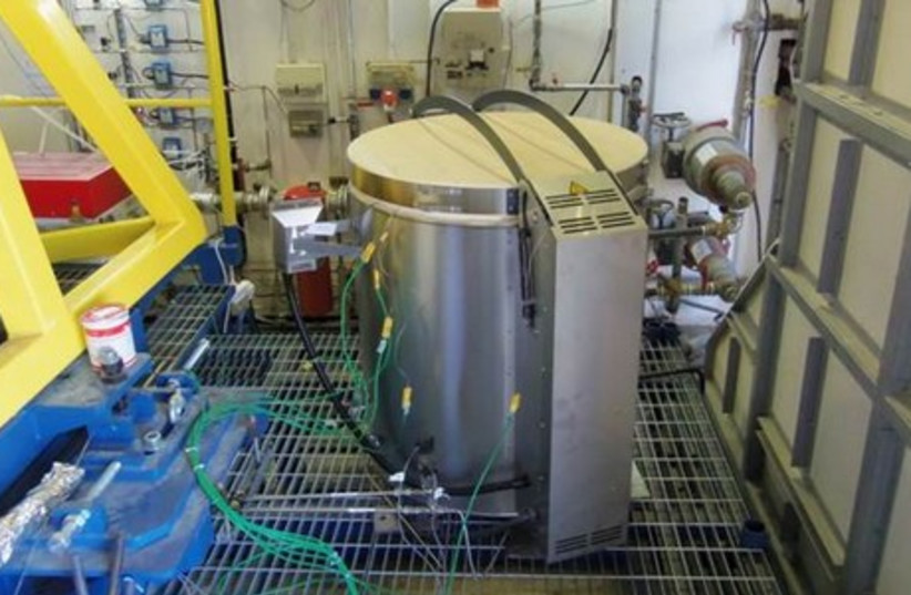 Prototype of the the excess heat system setup (photo credit: COURTESY NEW CO2 FUELS)