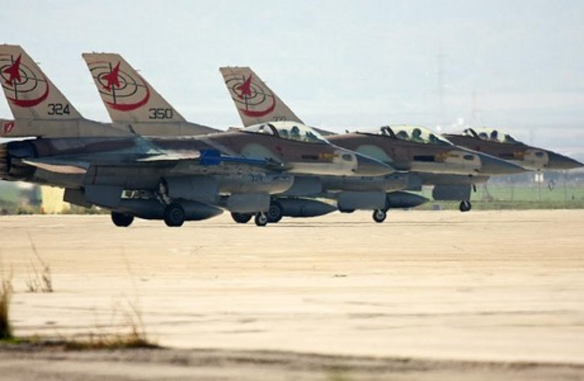 IAF F16 fighter jets (photo credit: IDF SPOKESMAN'S OFFICE)