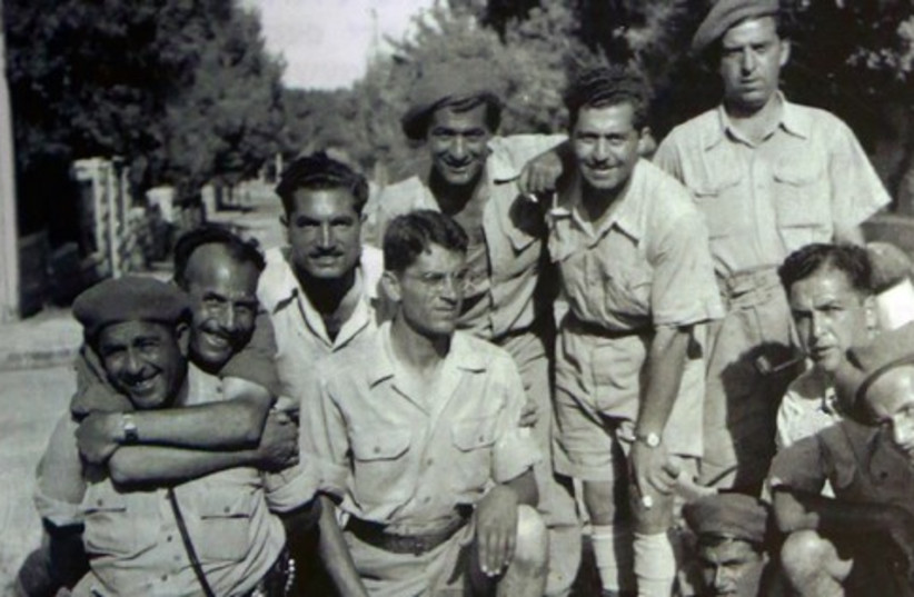 Shalom Zaken, (fifth from right) poses with his fellow fighters. (photo credit: JERUSALEM POST ARCHIVE)